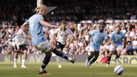 Di tempat lain, Manchester City menang 2-0 atas Fulham. Erling Haalang menyumbang gol lewat titik putih. (Foto: Andrew Couldridge/Action Images via Reuters)