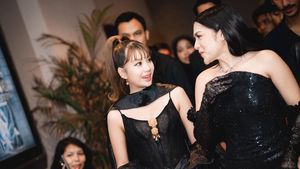 Shot! Tatapan Tajam Ghea Indrawari Vs Davina Karamoy
