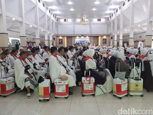 Calon Haji Embarkasi Solo yang Wafat di Arab Saudi Bertambah Jadi 9 Orang Calon Haji Embarkasi Solo yang Wafat di Arab Saudi Bertambah Jadi 9 Orang