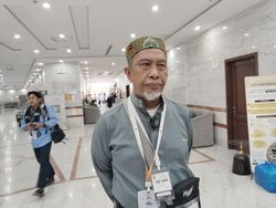 Jemaah Haji Merasa Senang di Makkah: Hotel Bagus, Makanan Sampai Lebih-lebih