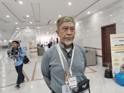 Jemaah Haji Merasa Senang di Makkah: Hotel Bagus, Makanan Sampai Lebih-lebih