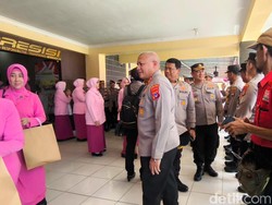 Kapolda Kalsel Siap Pecat Oknum Positif Narkoba: Banyak yang Ingin Jadi Polisi