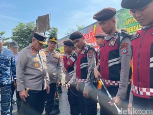 Antisipasi Karhutla Selama Kemarau, Polda Kalsel Gelar Apel Gabungan Antisipasi Karhutla Selama Kemarau, Polda Kalsel Gelar Apel Gabungan