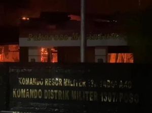 Markas Kodim Poso Hangus Terbakar, Amunisi Aman-Tak Ada Korban Jiwa Markas Kodim Poso Hangus Terbakar, Amunisi Aman-Tak Ada Korban Jiwa