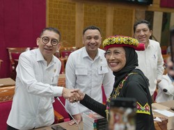 Kemenbud & DPR Bahas Urgensi Penulisan Ulang Sejarah Indonesia