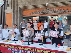 WN Aussie Jaringan Narkoba Internasional Ditangkap, 1,7 Kg Kokain Disita WN Aussie Jaringan Narkoba Internasional Ditangkap, 1,7 Kg Kokain Disita