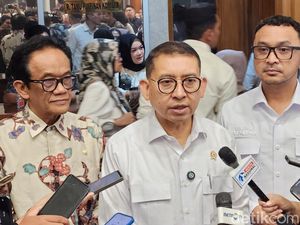 Penulisan Ulang Sejarah Indonesia Akan Muat Era Habibie-Jokowi Penulisan Ulang Sejarah Indonesia Akan Muat Era Habibie-Jokowi