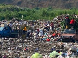 Warga di Parepare Keluhkan Tumpukan Sampah Jarang Diangkut Picu Bau Menyengat