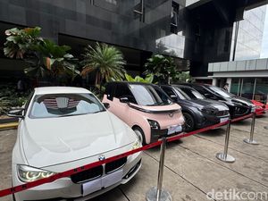 11 Mobil Sitaan Kasus Suap TKA Kemnaker Dibawa ke Rupbasan KPK, Ada BMW-Pajero 11 Mobil Sitaan Kasus Suap TKA Kemnaker Dibawa ke Rupbasan KPK, Ada BMW-Pajero