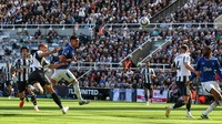 Di tempat lain, Newcastle United harus berjuang merebut tiket Liga Champions dengan melawan Everton. The Toon Army kalah 0-1 usai dibobol Carlos Alcaraz. (Foto: Alex Dodd /CameraSport/CameraSport via Getty Images)
