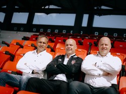 Bali United Boyong Johnny Jansen Sebagai Pelatih Anyar, Dibantu Duo Belanda