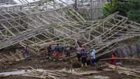 Pencarian Korban Longsor Lembang Masih Terkendala Cuaca
