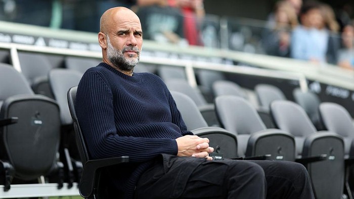 LONDON, ENGLAND - MAY 25: Pep Guardiola, Manager of Manchester City, looks on prior to the Premier League match between Fulham FC and Manchester City FC at Craven Cottage on May 25, 2025 in London, England. (Photo by Alex Davidson/Getty Images)