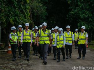 Gaya AHY Tinjau Proyek MRT Thamrin-Monas