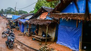Potret Ratusan Penyintas Bencana di Lebak Bertahan di Tenda Huntara