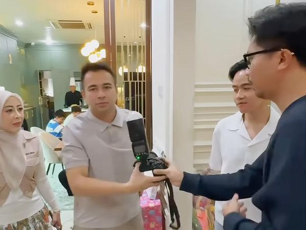 Cuma Raffi Ahmad yang Bisa Disuruh-suruh Anak Buah