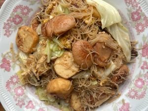 Resep Bihun Goreng Sosis yang Gurih Mantap Untuk Menu Bekal Resep Bihun Goreng Sosis yang Gurih Mantap Untuk Menu Bekal