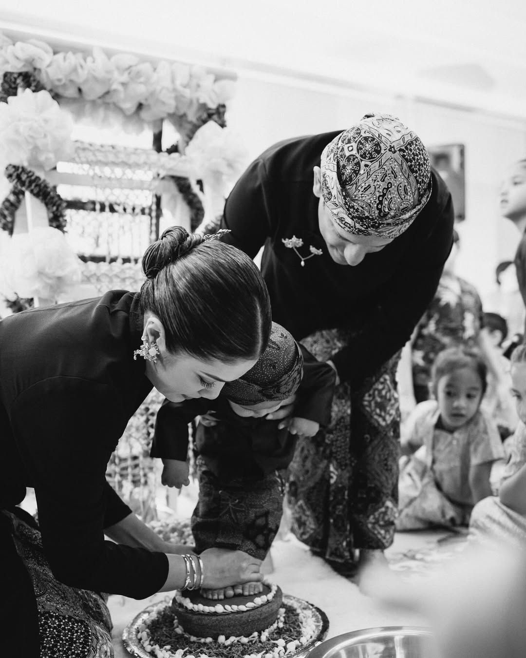 Tedak Siten Anak Bungsu Nadiem Makarim