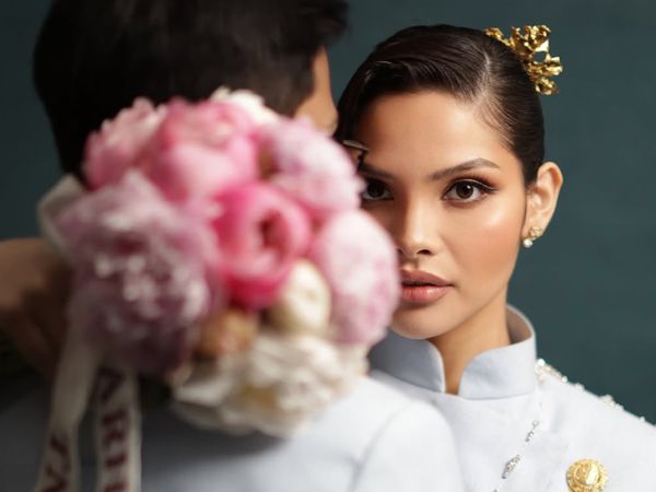 8 Foto Lamaran Tengku Nadira Anak Enny Beatrice, Unik Pakai Beskap Modifikasi