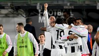 Sementara kemenangan meloloskan Juventus ke Liga Champions musim depan. Tim asuhan Igor Tudor finis keempat, di atas AS Roma, dengan raihan 70 poin. (Foto: Daniele Badolato - Juventus FC/Getty Images)