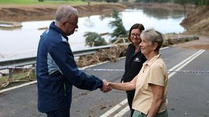 PM Albanese Tinjau Wingham, Sapa Korban Banjir