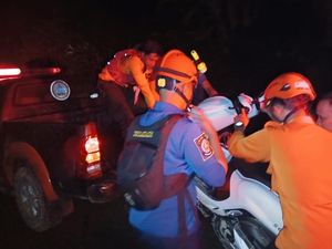 Pria Depok Tersesat di Perbukitan Bogor Gegara Ikuti Maps, Damkar-BPBD Evakuasi