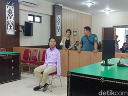 Wajah Agus Difabel Memerah Seusai Divonis 10 Tahun Penjara