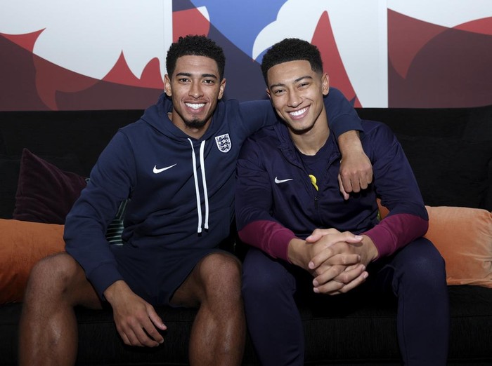 BURTON UPON TRENT, ENGLAND - NOVEMBER 11: Jude Bellingham of England and Jobe Bellingham of England Under-21s pose for a photo at St George's Park on November 11, 2024 in Burton upon Trent, England. (Photo by Eddie Keogh - The FA/The FA via Getty Images)