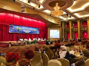 Larangan Amsakar Tak Bikin Perpisahan di Hotel Diabaikan Kepsek SMPN 38 Batam Larangan Amsakar Tak Bikin Perpisahan di Hotel Diabaikan Kepsek SMPN 38 Batam