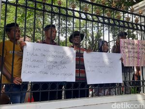Petani Pundenrejo Geruduk Kunjungan Gubernur Jateng, Ngadu soal Konflik Tanah Petani Pundenrejo Geruduk Kunjungan Gubernur Jateng, Ngadu soal Konflik Tanah