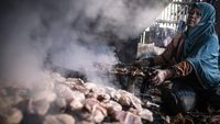 Mengintip Produksi Ikan Asap di Bandarharjo Semarang