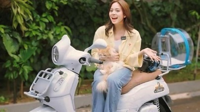 Manis nan Imut, Fazzio Modif Gaya Zee Eks JKT48