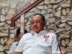 Jan Hwa Diana Terbukti Salah, Armuji: Ijazah Nggak Isok Didol, Gunane Opo?