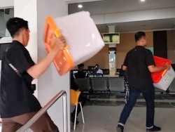 Dispendukcapil Ponorogo Digeledah, Dokumen Terkait Kredit Fiktif Disita