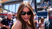 Usia 52 Tahun, Sofia Vergara Masih Kece Jadi Kekasih Lewis Hamilton