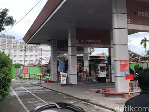 Kebakaran SPBU Gedong Tengen Jogja, 3 Orang Luka