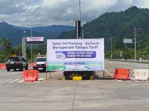 Tol Padang-Sicincin Dibuka Gratis Mulai Hari Ini Tol Padang-Sicincin Dibuka Gratis Mulai Hari Ini
