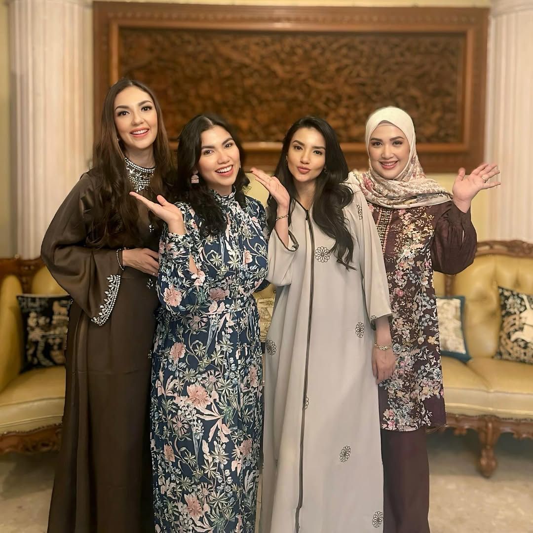 Tsania Marwa dan Ghina Raihanah