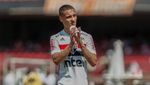 Perbedaan Jomplang Statistik Antony di Betis dan MU
