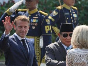Prabowo dan Macron Kunjungi Akmil Magelang dan Candi Borobudur Siang Ini Prabowo dan Macron Kunjungi Akmil Magelang dan Candi Borobudur Siang Ini
