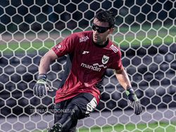 Kenapa Emil Audero Pakai Kacamata dalam Latihan Timnas Indonesia?