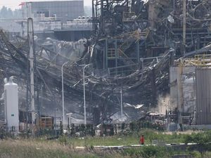 5 Orang Tewas Akibat Ledakan Pabrik Kimia di China, 6 Lainnya Hilang 5 Orang Tewas Akibat Ledakan Pabrik Kimia di China, 6 Lainnya Hilang