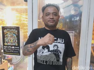Wareng Pentolan Panser Biru Siap Nyawer Rp 100 Juta buat PSIS Wareng Pentolan Panser Biru Siap Nyawer Rp 100 Juta buat PSIS