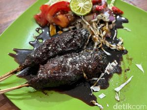 Sate Buntel khas Solo: Garing dan Lembut Sate Buntel Resep Warisan 3 Generasi Sate Buntel khas Solo: Garing dan Lembut Sate Buntel Resep Warisan 3 Generasi