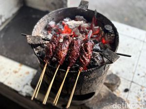 Lembut Beraroma, Ini Sate Buntel khas Solo Legendaris di Jakarta Lembut Beraroma, Ini Sate Buntel khas Solo Legendaris di Jakarta