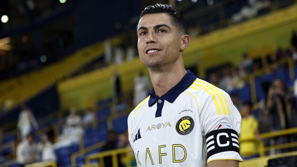 Cristiano Ronaldo mau lanjutkan karier ke Brasil? (Foto: REUTERS/Hamad I Mohammed)