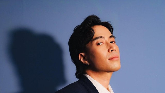 Kabar Terkini Artis dari InsertLive : Lawan Keenan Nasution, Vidi Aldiano Tunjuk 15 Pengacara