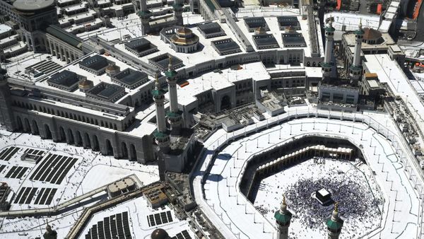 Langit Masjidil Haram Bebas dari Crane, Pertama Kali dalam 15 Tahun