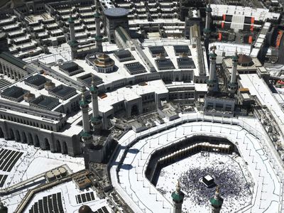 Langit Masjidil Haram Bebas dari Crane, Pertama Kali dalam 15 Tahun