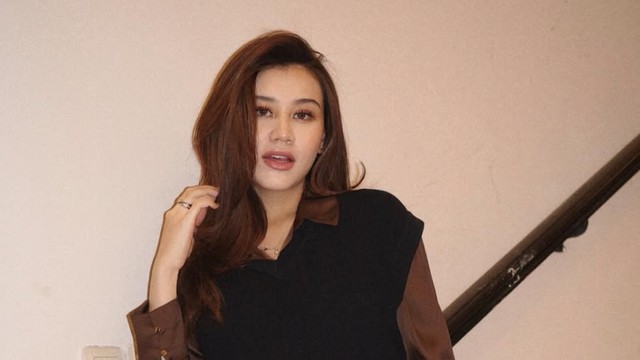 Berita Seputar Selebriti Insertlive Terkini : Reaksi Aaliyah Massaid Disentil gegara Diduga Tak Beri ASI ke Anak